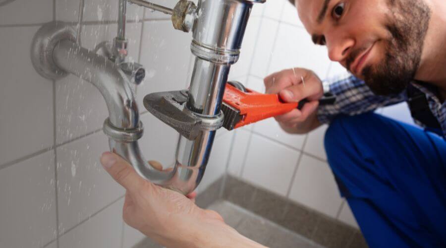 Expert burst pipe repair services in Harrisville, OH